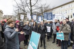 Erwachsenenbildung ist MehrWERT und demonstriert dies vor dem niedersächsischen Landtag - Nbeb